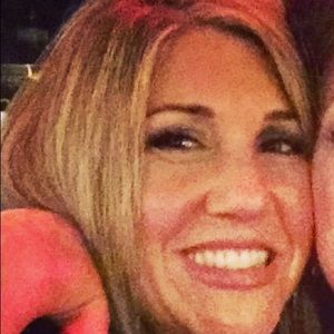 Meet your Posher, Camille